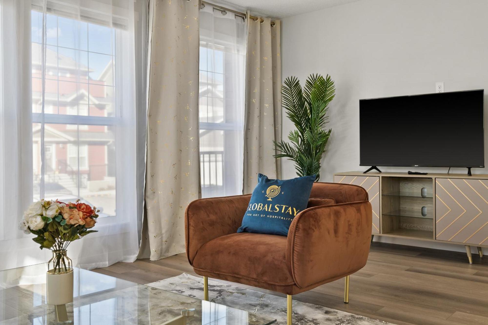 Globalstay New Apartments In Cranbrook Free Street Parking カルガリー エクステリア 写真